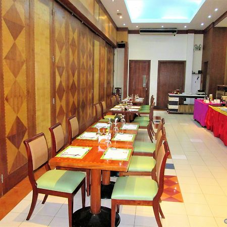 Marco Hotel Кагаян-де-Оро Экстерьер фото